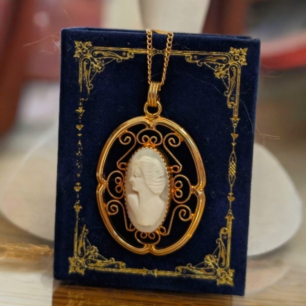 Singed Carved Shell Gold-Filled Cameo Filigree Pendant 14" W/ Story Book Box